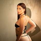 ariana.milos from onlyfans